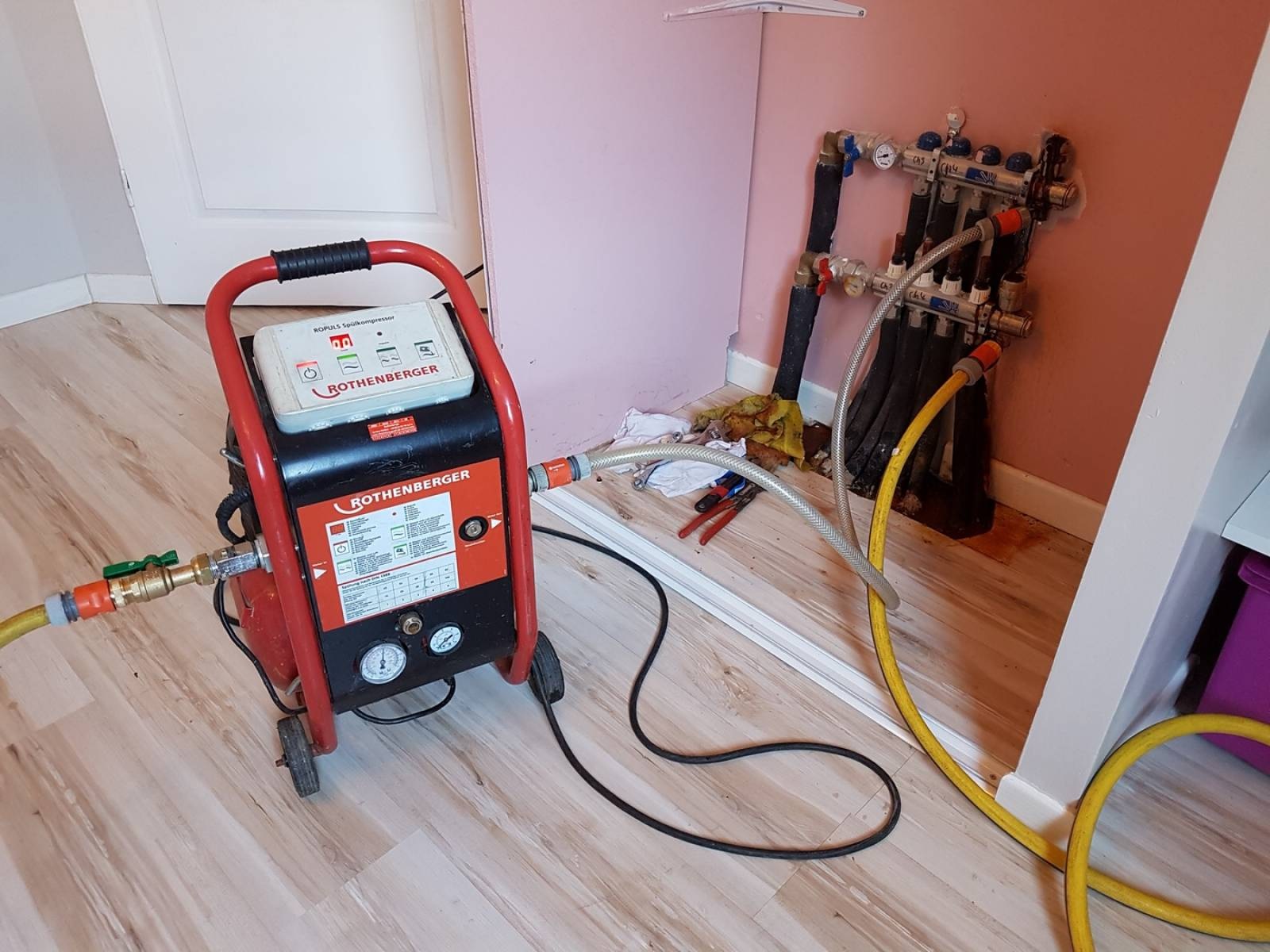 Tuzla Anadolu Vaillant Hermetik Şofben Kombi Bakımı